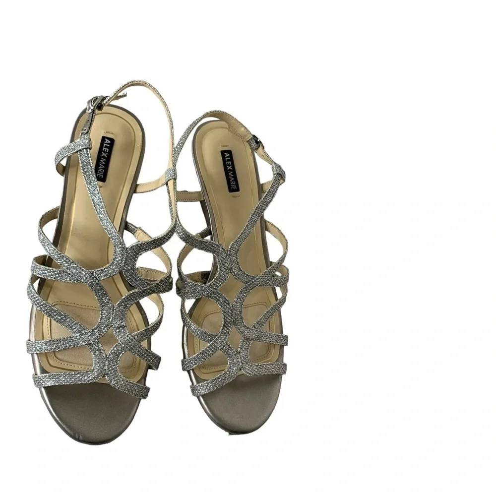 Alex Marie Maryn silver strap kitten wedge sandal.‎ Size 9